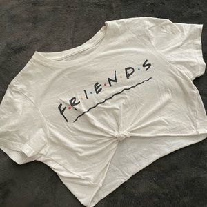 *SOLD**FRIENDS Crop top